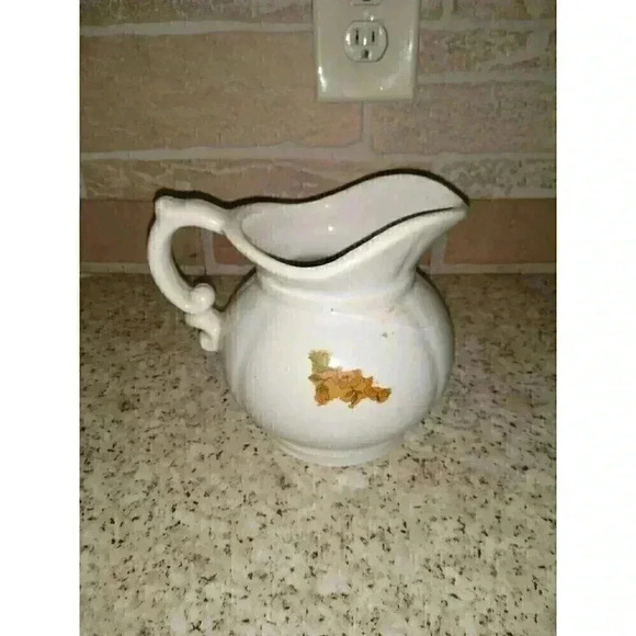 McCoy Other - Vintage McCoy USA Ivory Small Pitcher 7528 PRETTY!